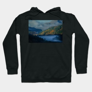 MOUNTAIN VALLEY IN THE MIST Hoodie